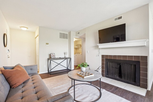 Building Photo - 124 Antelope Way