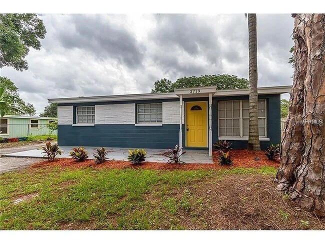 Building Photo - 3719 Papai Dr