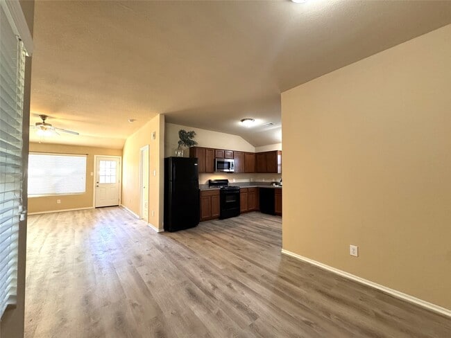 Building Photo - 822 Katydid Ct