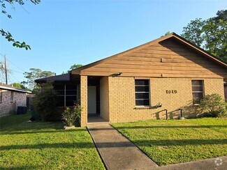 Building Photo - 1615 Hazelwood St