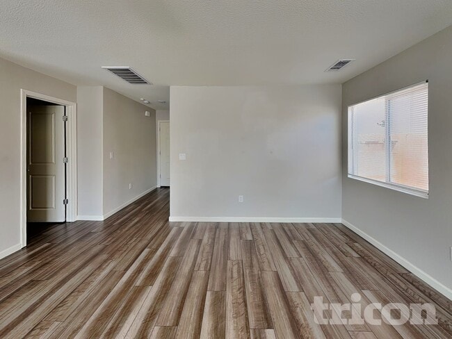 Building Photo - 904 Convair Ct