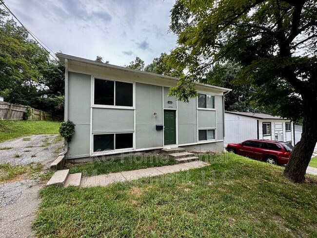 Building Photo - 3723 Webster Ave