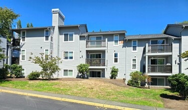Building Photo - 6700 NE 182nd St