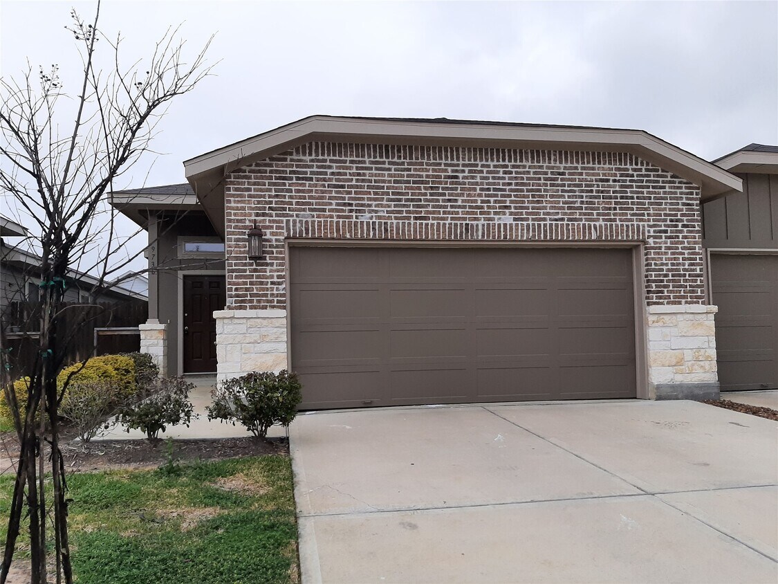 Foto principal - 9784 Grosbeak Ln