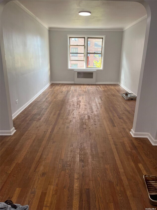 6360 102nd St Unit D18, Queens, NY 11374 Room for Rent in Queens, NY