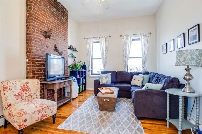 Building Photo - 316 Palisade Ave