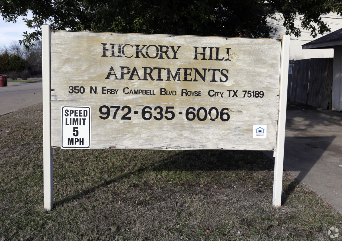 Building Photo - Hickory Hill Apartments