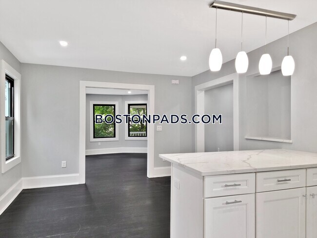 Building Photo - 24 Sculpin Way