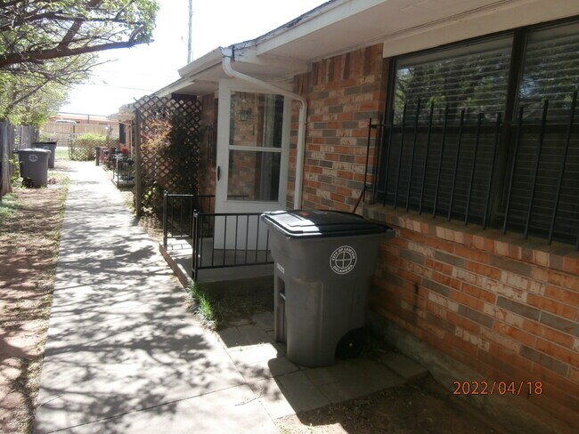 Foto del edificio - 1614 SW A Ave