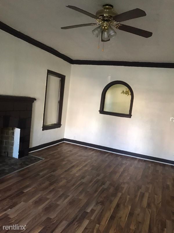 Primary Photo - 2 br, 1 bath Condo - 2840 s.moreland