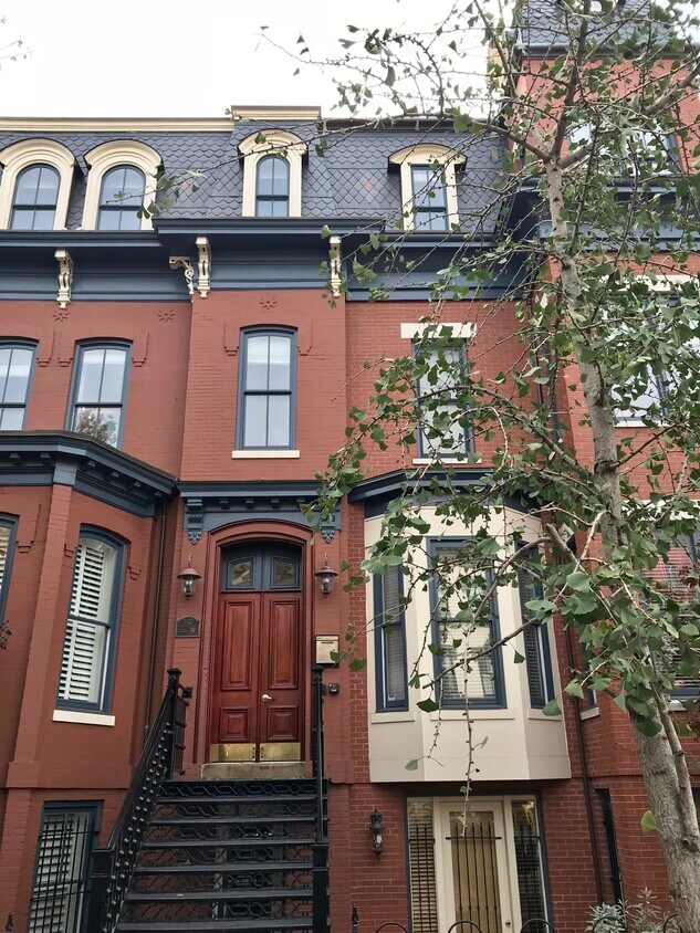 The Abbey Condominium - 1340 Q St NW