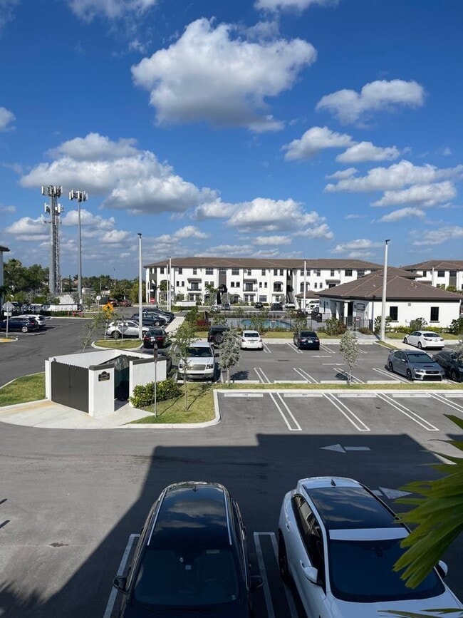 Building Photo - 15650 SW 136th St