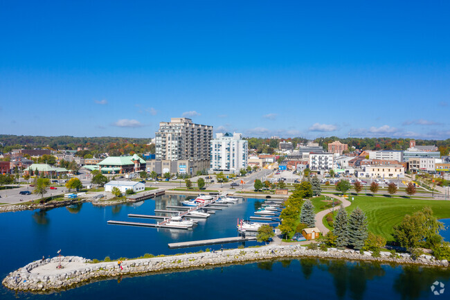 Photo aérienne - Harbour Pointe