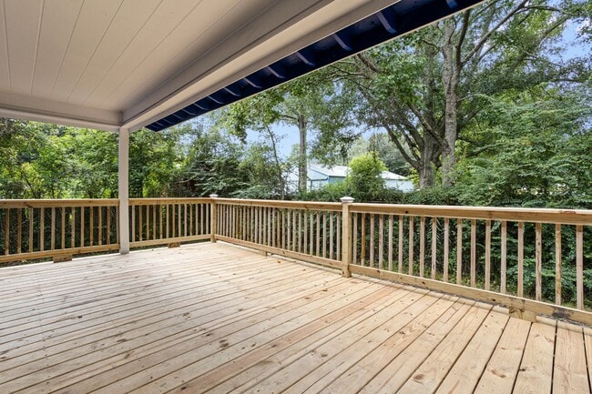 Foto del edificio - Beautiful home in Moss Point