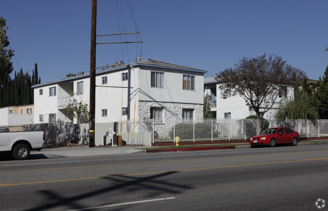 Building Photo - Casa Hermosa Apartments