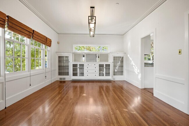 Foto del edificio - 826 Walnut Ave