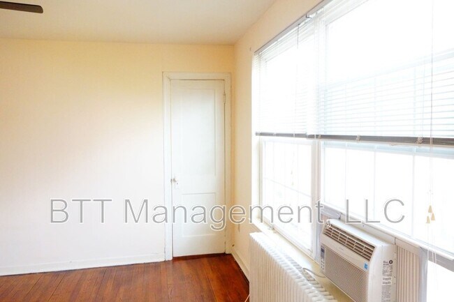 Foto del edificio - 8400 Greenwood Ave
