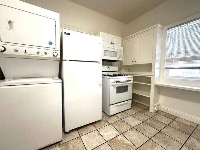 Foto del edificio - 3809 Seventh Avenue