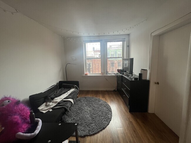 Foto del edificio - 145 Endicott St