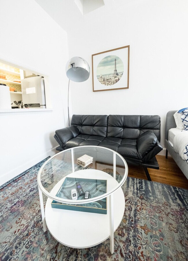 Foto del edificio - 324 E 75th St