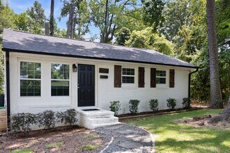 Building Photo - 2606 Druid Hls Wy