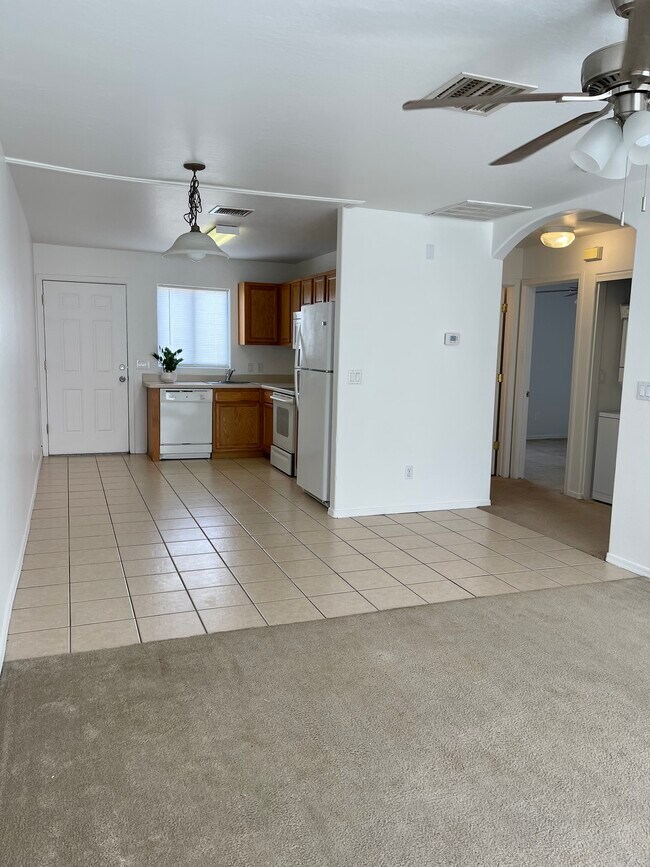 Foto del edificio - 3940 N Kioha Dr