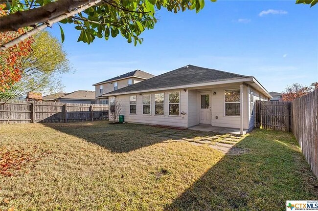 Building Photo - 716 Starlight Dr