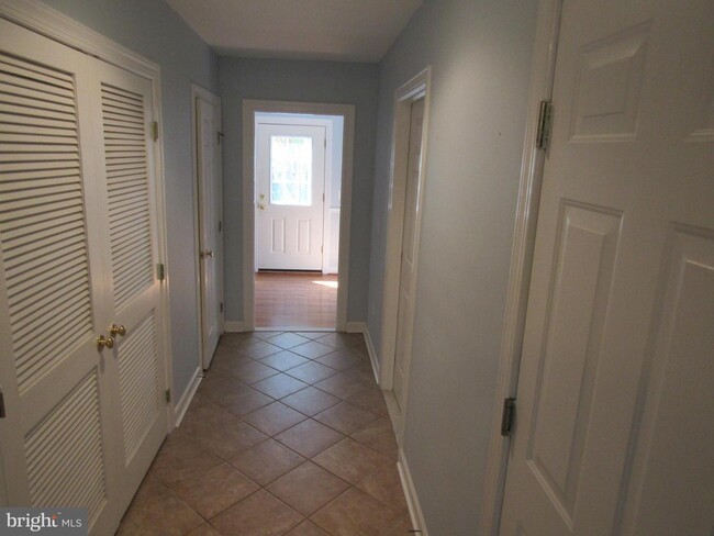 Building Photo - 25372 Herring Creek Dr