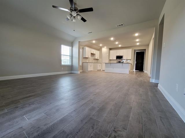 Building Photo - 2305 Templin Ave