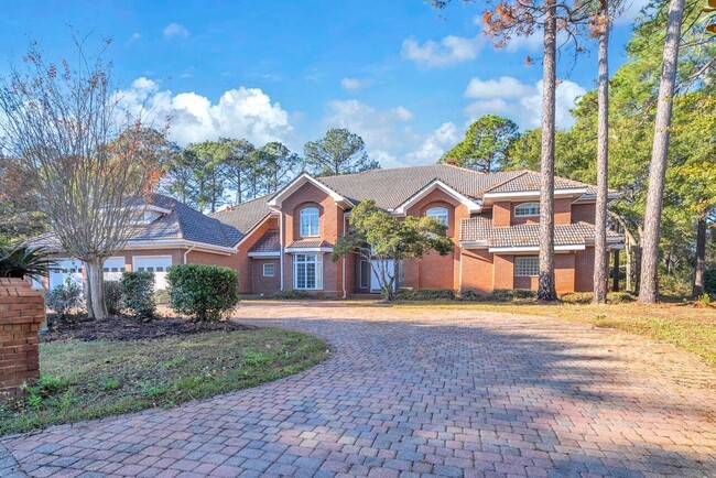 Building Photo - 1524 Glenlake Cir