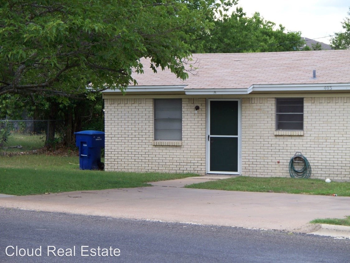 Primary Photo - 403 E Robertson Ave