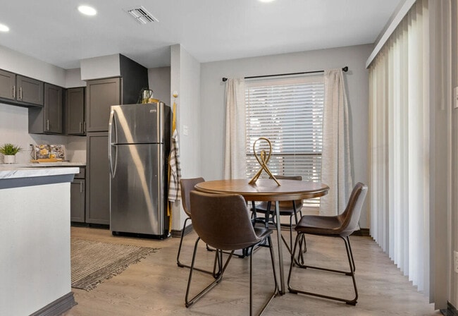 Interior Photo - Hill at Woodway