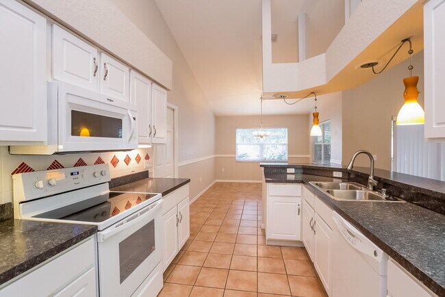 Foto del edificio - 2607 Pine Valley Dr