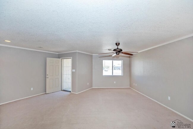 Foto del edificio - 10490 Typhoon Ave