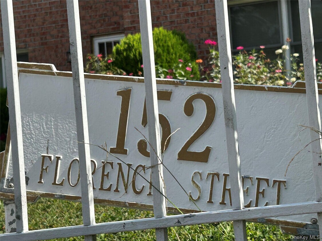 Foto principal - 152 Florence St