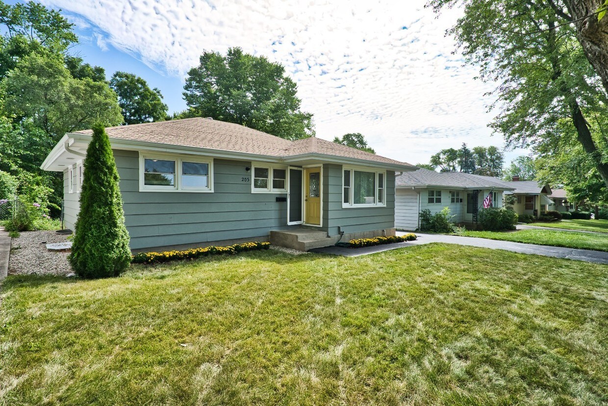 Primary Photo - 203 Rouse Ave