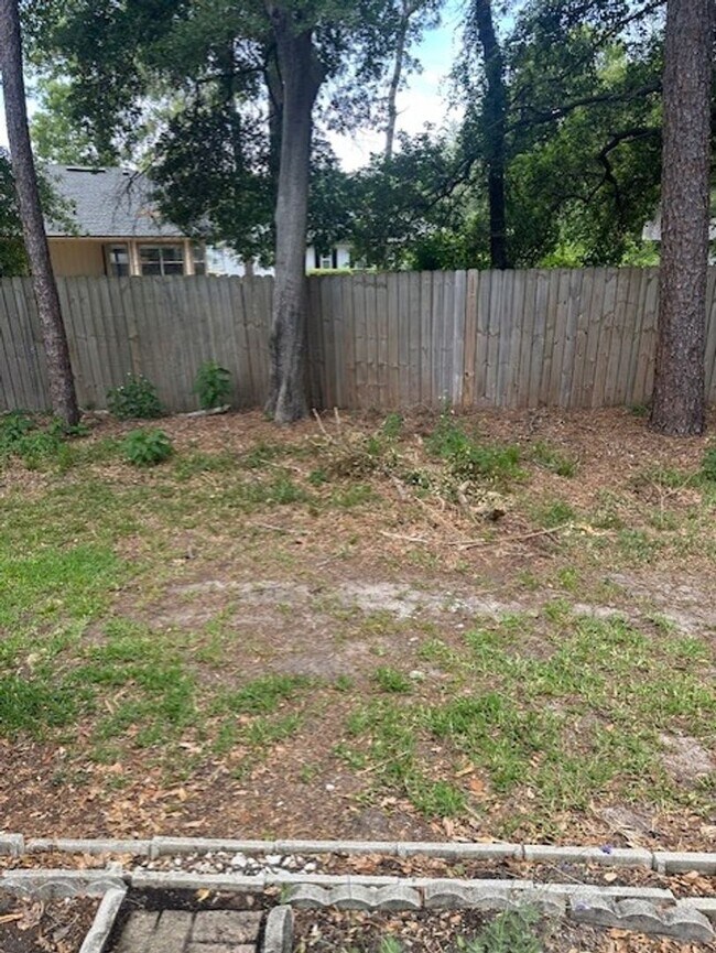 Building Photo - Townhome in the heart of Arlington Hills!!!