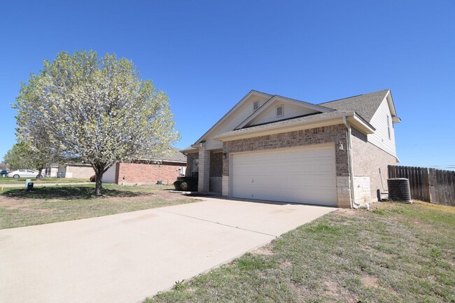 Foto del edificio - 1706 Walker Pl Blvd