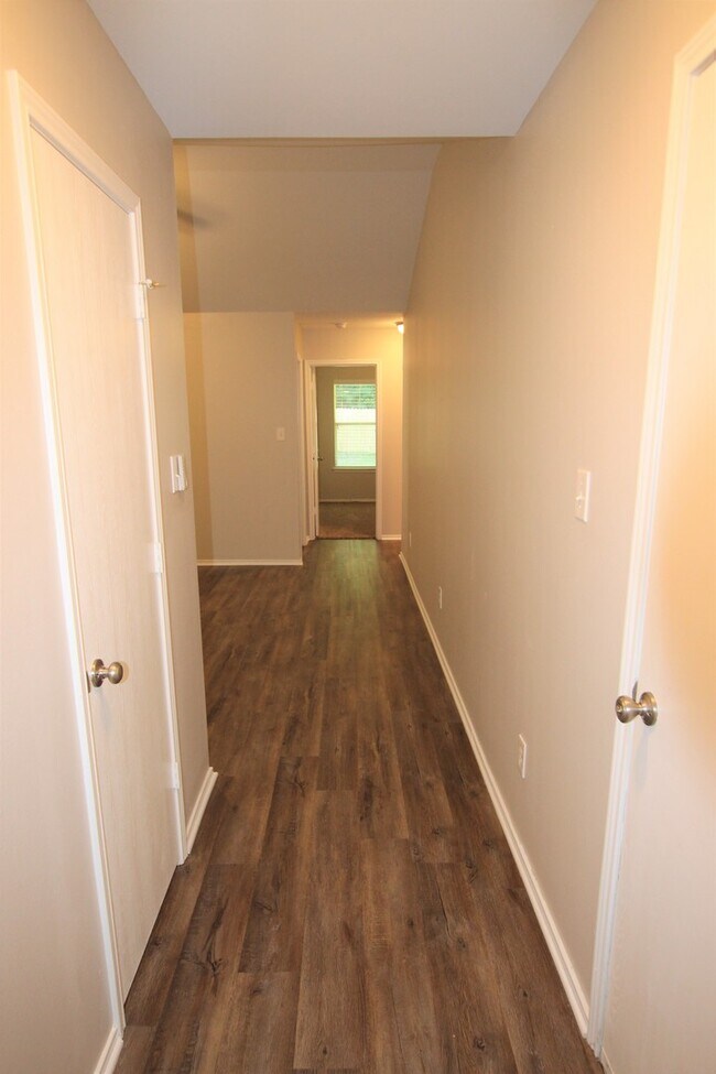 Foto del edificio - Coming Soon! Updated 3 Bedroom, 2 Bathroom home in Whitehouse ISD!
