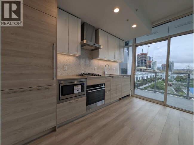 Building Photo - 2381 Beta Ave