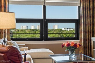 Building Photo - 9115 Strada Pl