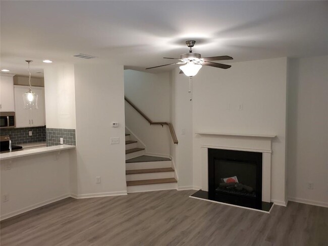Building Photo - 4203 Spg Vly Cir
