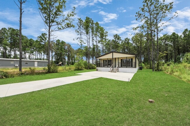 Building Photo - 524 Rd 5253