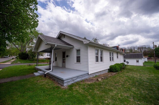 Foto del edificio - 112 E 15th St