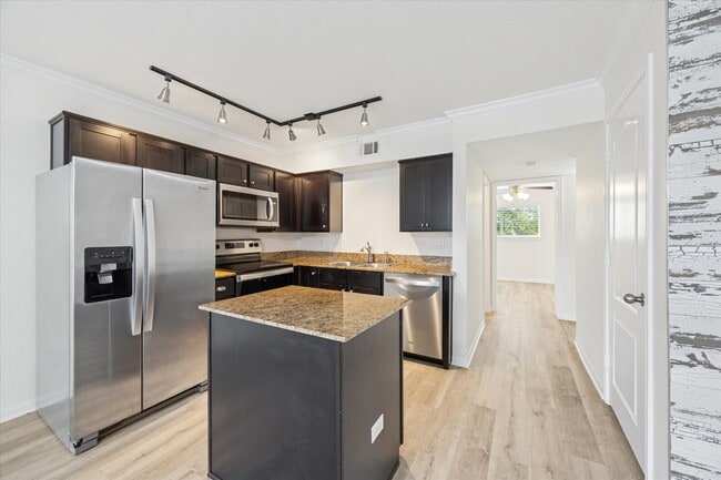 Building Photo - 300 Pecore St