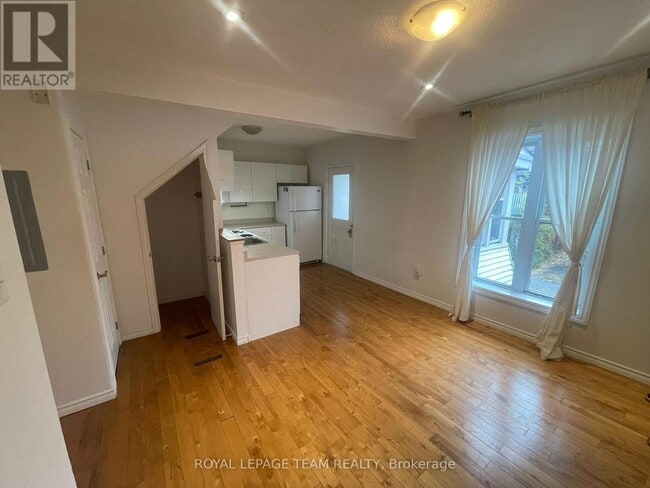 Photo du bâtiment - 519 Lyon St. N