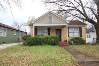 Building Photo - 518 W Rusk St