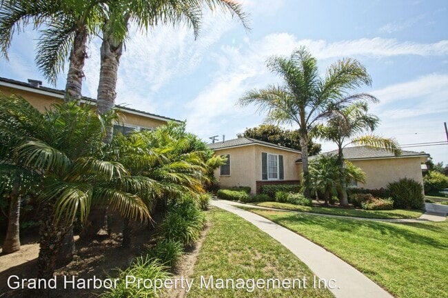 Building Photo - 1400-1404 18th St