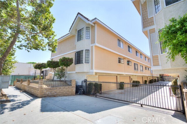 Foto principal - 111 N Moore Ave