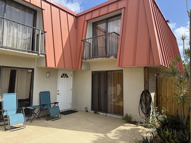 Foto del edificio - 3221 Meridian Way S